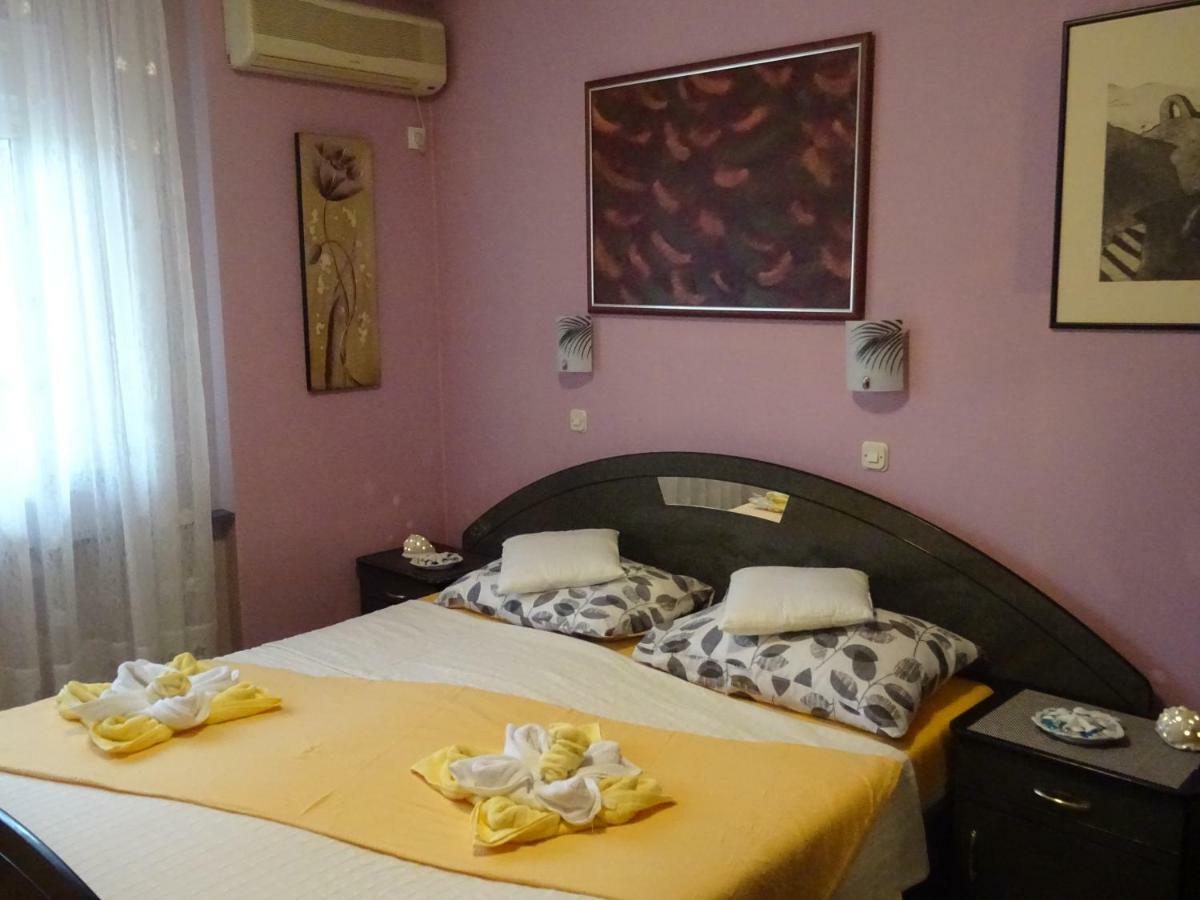 Apartman Iris S Terasom Rijeka Eksteriør billede