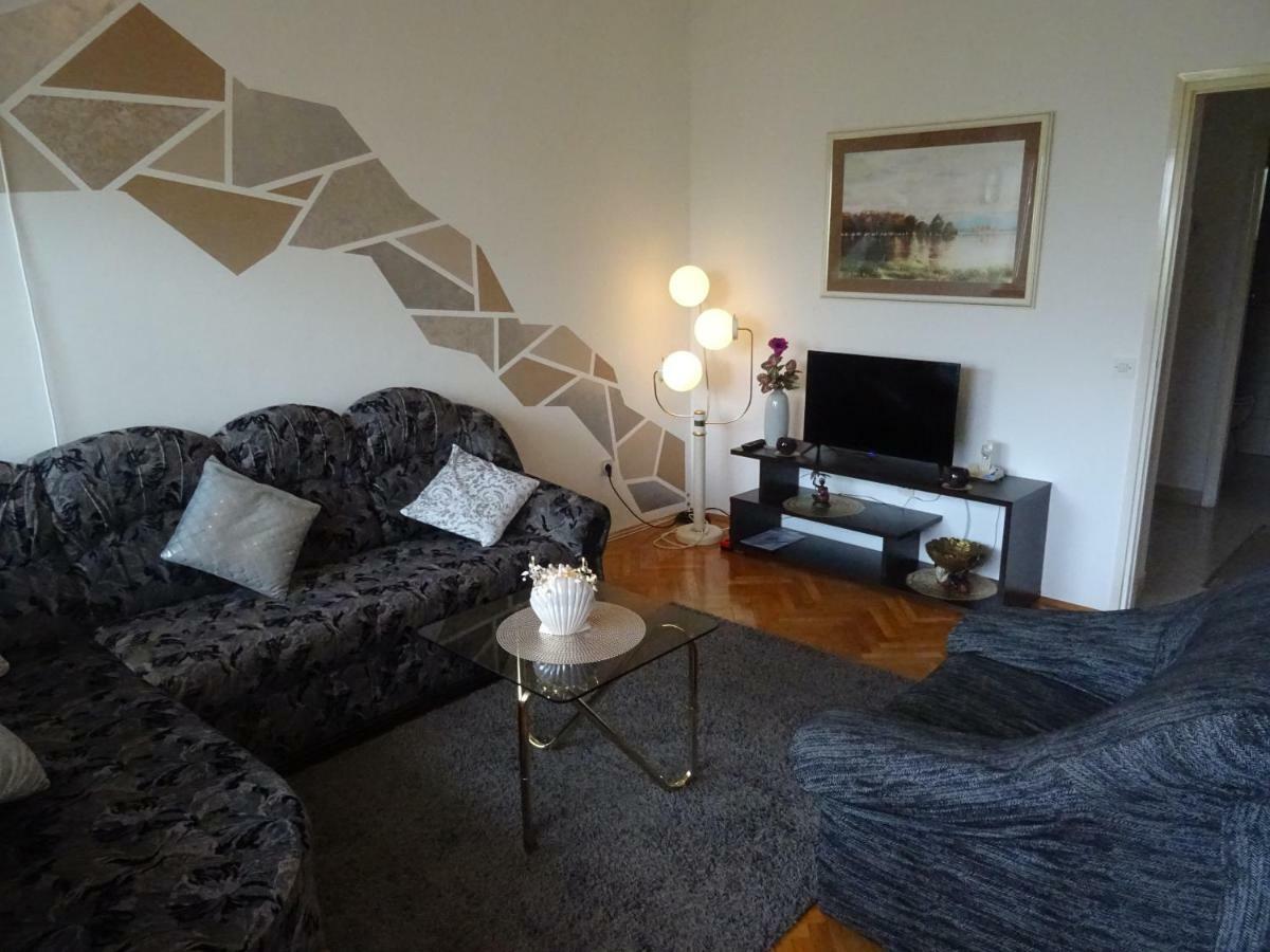 Apartman Iris S Terasom Rijeka Eksteriør billede
